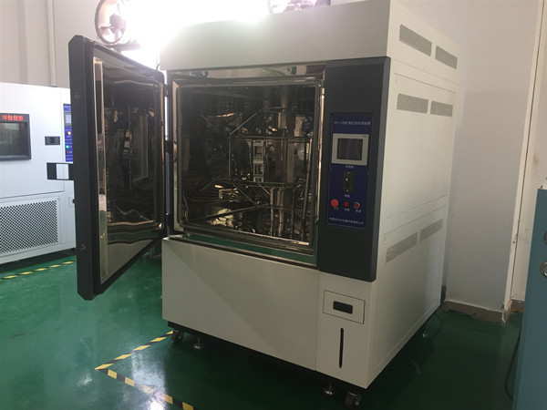 氙燈耐候試驗(yàn)箱對(duì)汽車玻璃做試驗(yàn)的測(cè)試規(guī)范